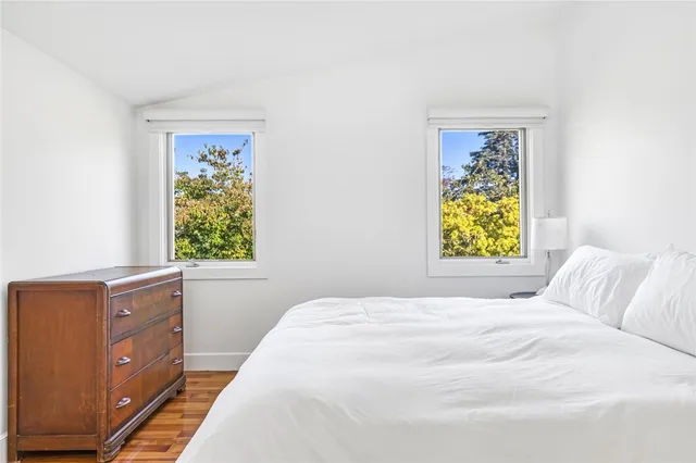 $1,695,000 | 17 Shore Road, Bristol, RI 02809