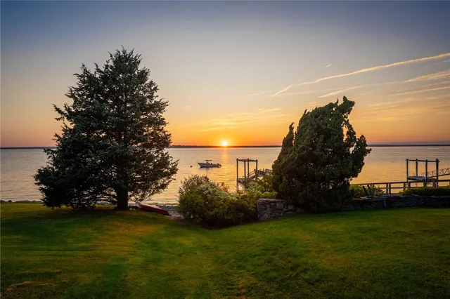 $1,695,000 | 17 Shore Road, Bristol, RI 02809