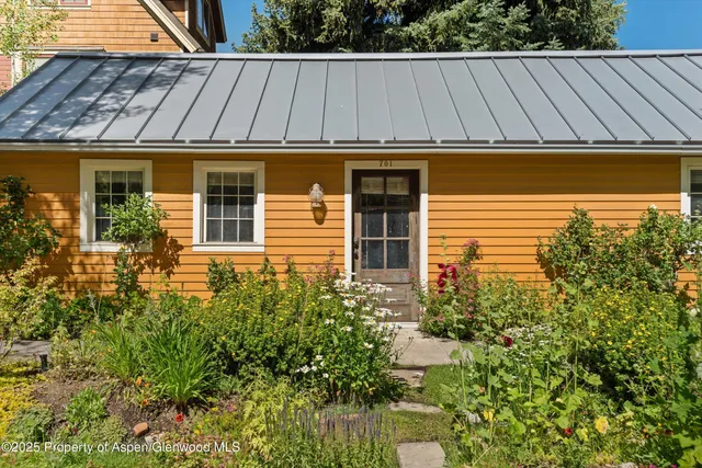 $50,000 | 111 South 6th Street, Aspen, CO 81611