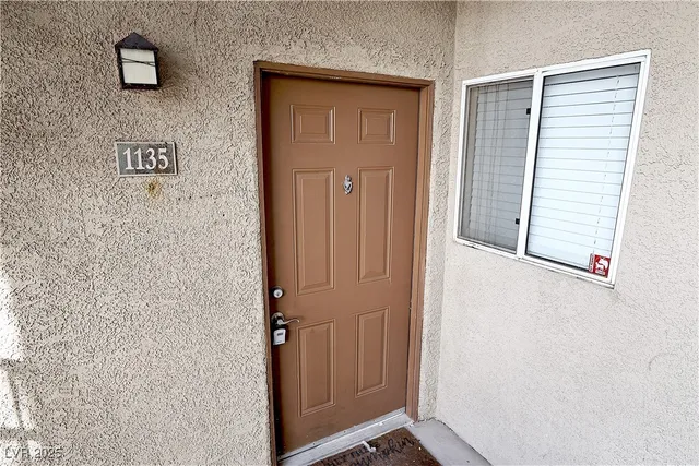 $1,275 | 4400 South Jones Boulevard, Unit 1135, Las Vegas, NV 89103