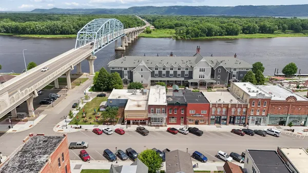 $125,000 | 248 Main Street West, Wabasha, MN 55981
