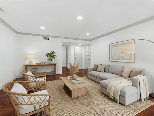 $1,850 | 6036 Birchbrook Drive, Unit 226, Dallas, TX 75206