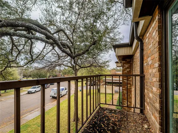$1,850 | 6036 Birchbrook Drive, Unit 226, Dallas, TX 75206