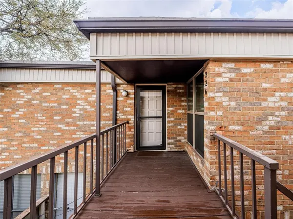 $1,850 | 6036 Birchbrook Drive, Unit 226, Dallas, TX 75206