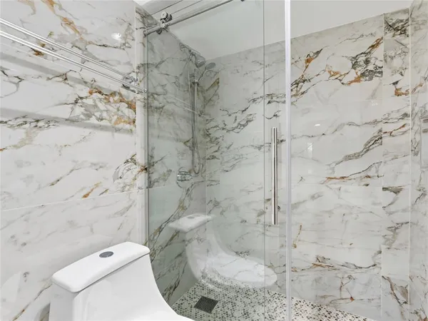 $1,850 | 6036 Birchbrook Drive, Unit 226, Dallas, TX 75206