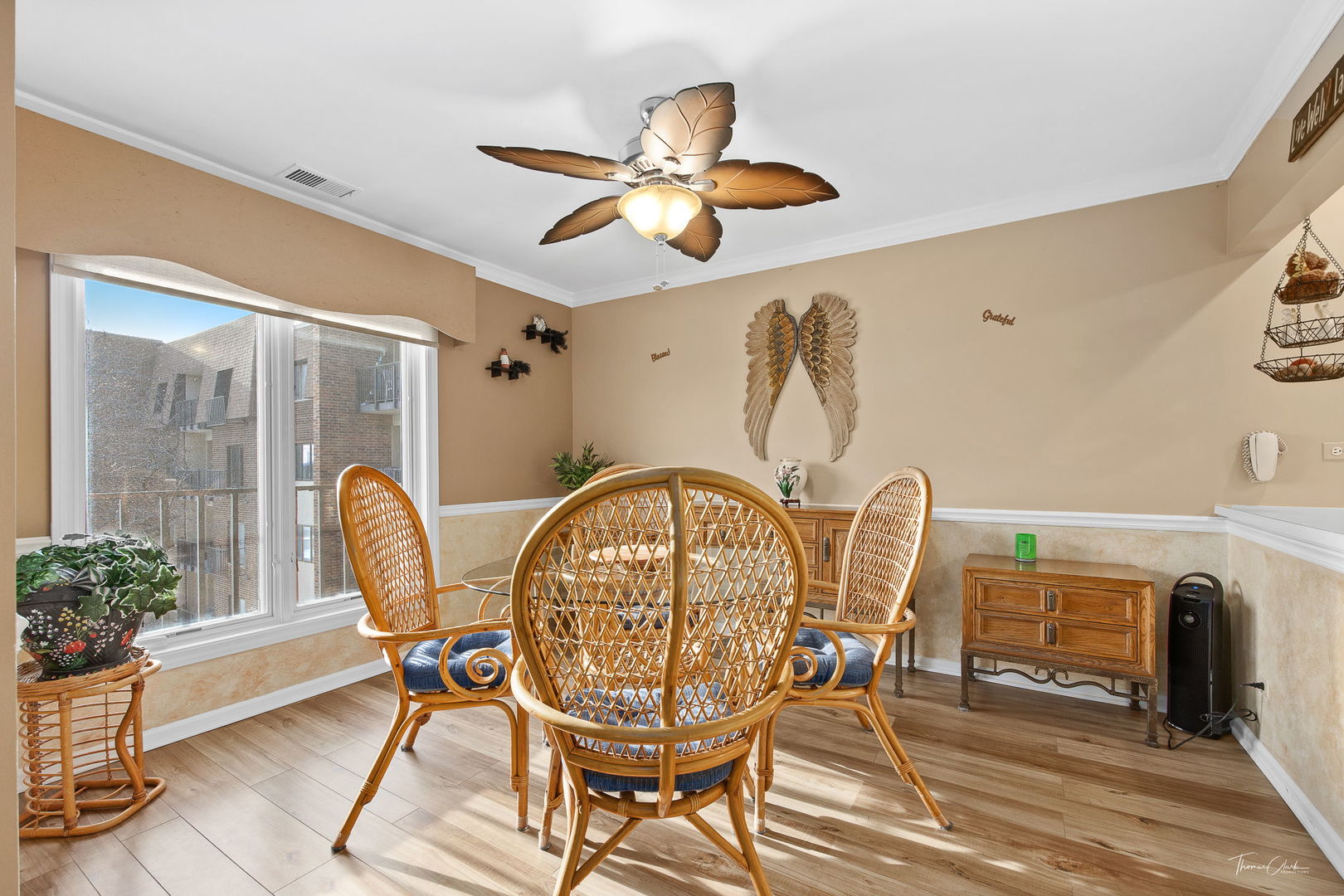 453 Raintree Drive, Unit 4F Glen Ellyn, IL 60137 - Photo 13 of 37 Gallery Image 13