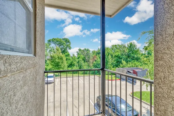 $2,000 | 167 Forest Drive, College Station, TX 77840
