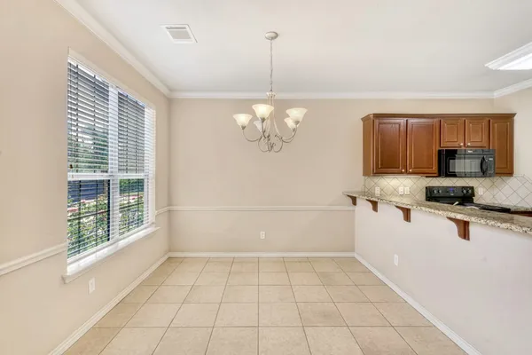 $2,000 | 167 Forest Drive, College Station, TX 77840