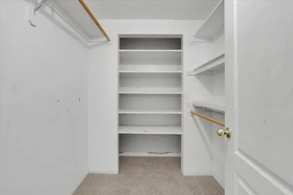 $1,149,900 | 11224 North Honeymoon Bay Road, Newman Lake, WA 99025