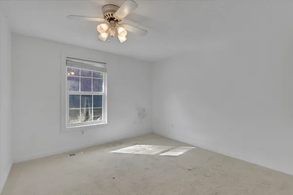 $1,149,900 | 11224 North Honeymoon Bay Road, Newman Lake, WA 99025