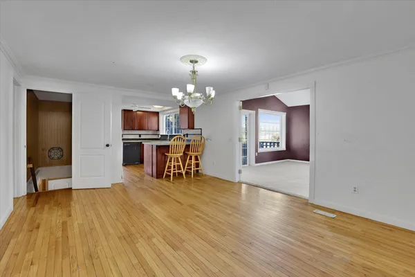 $1,149,900 | 11224 North Honeymoon Bay Road, Newman Lake, WA 99025