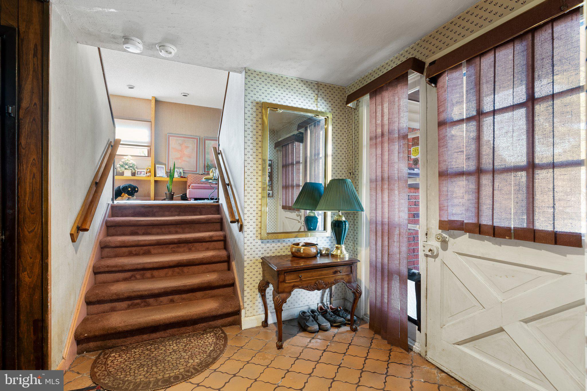 422 Howard Road Cherry Hill, NJ 08034 - Photo 4 of 26