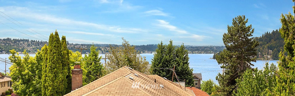 1006 North 34th Street Renton, WA 98056 - Photo 2 of 22