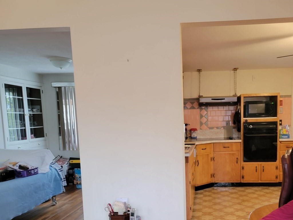 1 Senator Road Woburn, MA 01801 - Photo 8 of 16