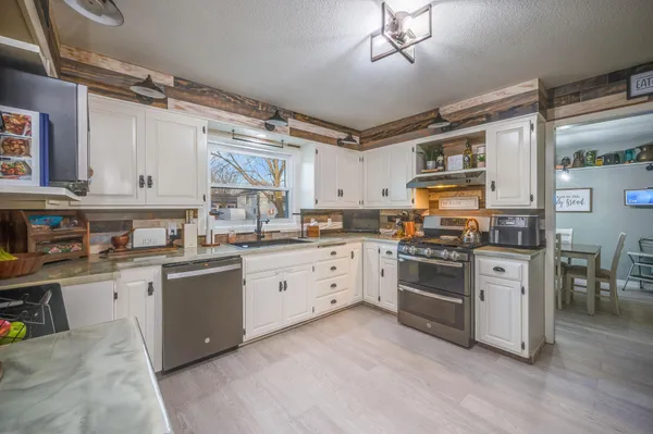 $315,000 | 311 North Manyaska Street, Sherburn, MN 56171
