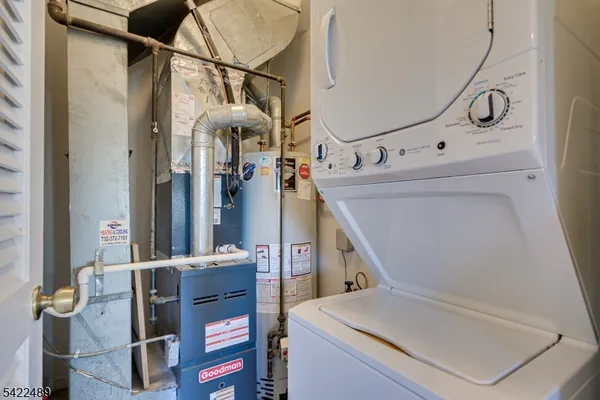 $400,000 | 502 Woodhaven Drive, Unit 502, Edison, NJ 08817