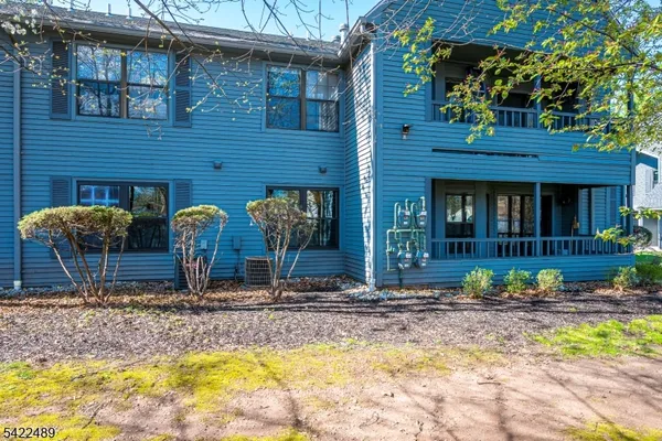 $400,000 | 502 Woodhaven Drive, Unit 502, Edison, NJ 08817