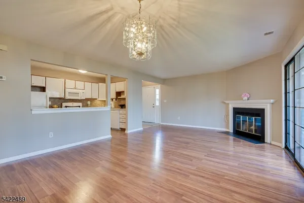 $400,000 | 502 Woodhaven Drive, Unit 502, Edison, NJ 08817