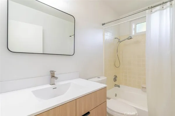$2,300 | 708 Porter Street, Unit 3, Glendale, CA 91205