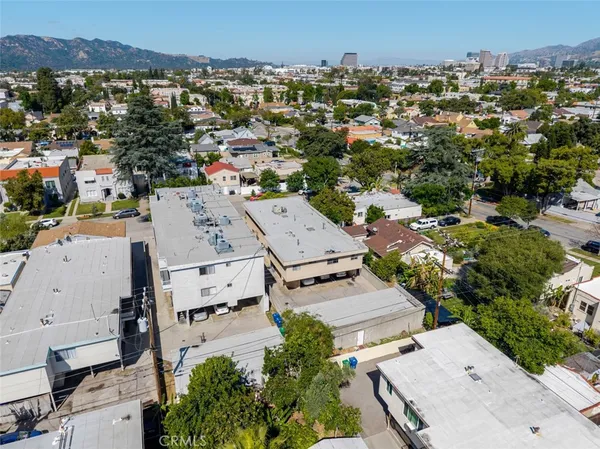 $2,300 | 708 Porter Street, Unit 3, Glendale, CA 91205
