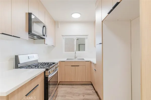 $2,300 | 708 Porter Street, Unit 3, Glendale, CA 91205