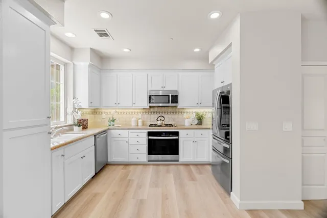 $1,679,000 | 4064 Rivermark Parkway, Santa Clara, CA 95054