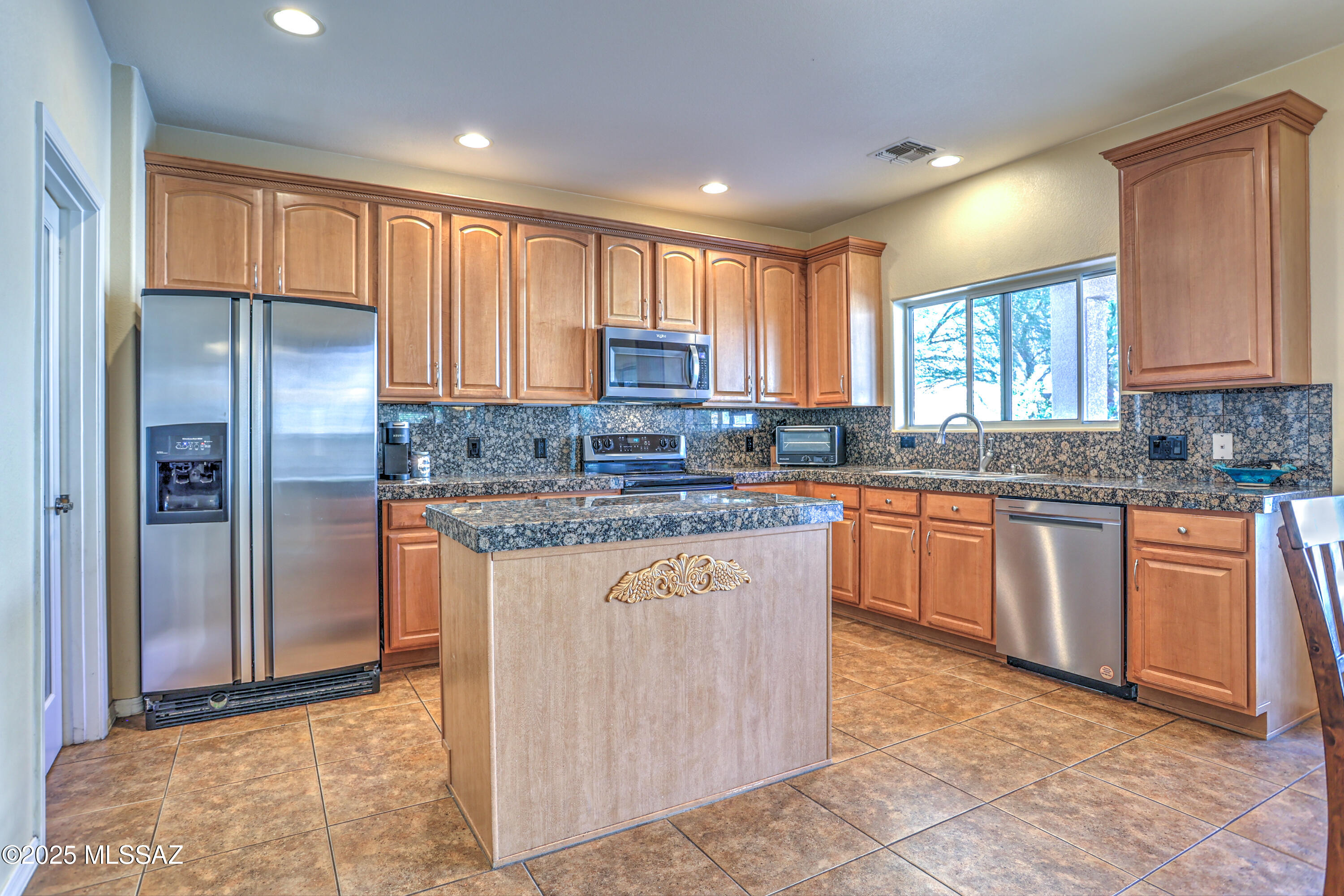 3551 East Mecate Road Tucson, AZ 85739 - Photo 13 of 49 Appliances pictured are not included