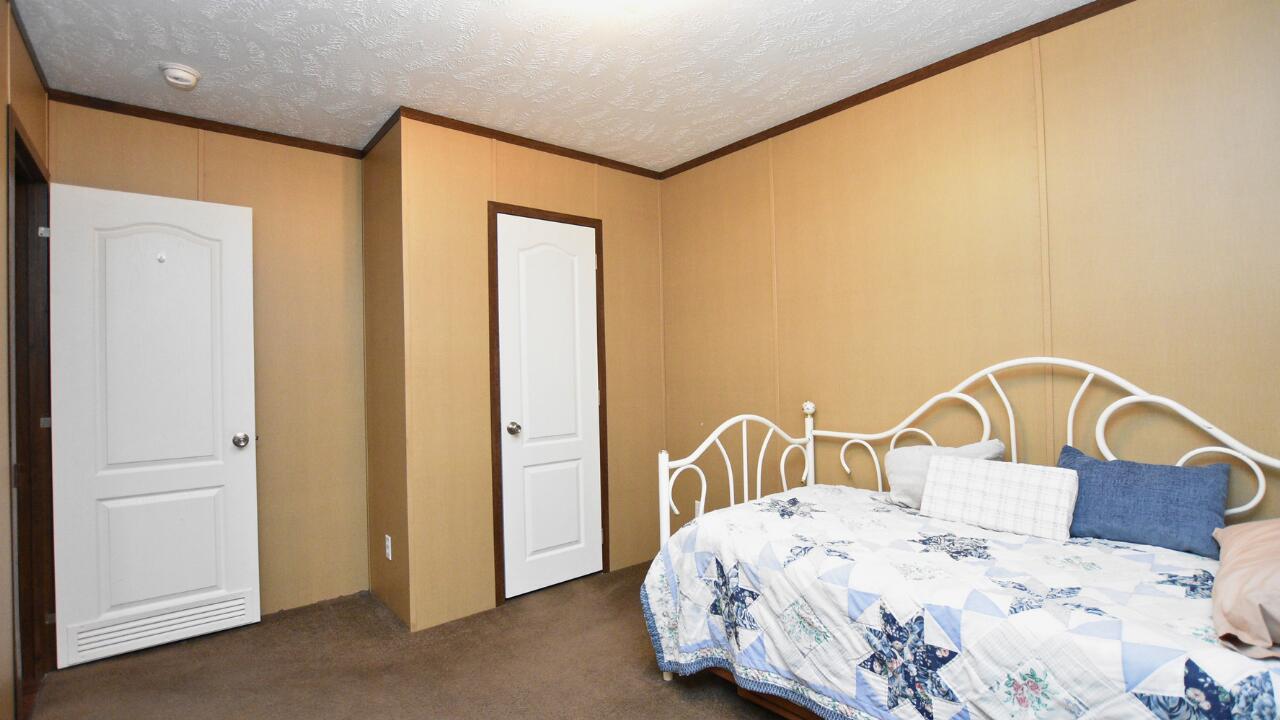 157 Roblyer Road Benton, TN 37307 - Photo 17 of 21 7
