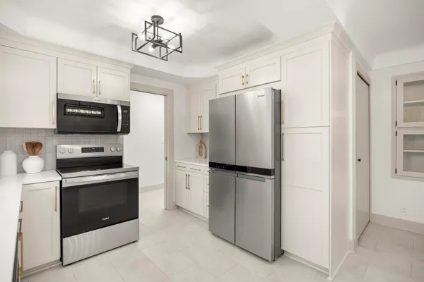 $285,000 | 11095 Martin Road, Warren, MI 48093