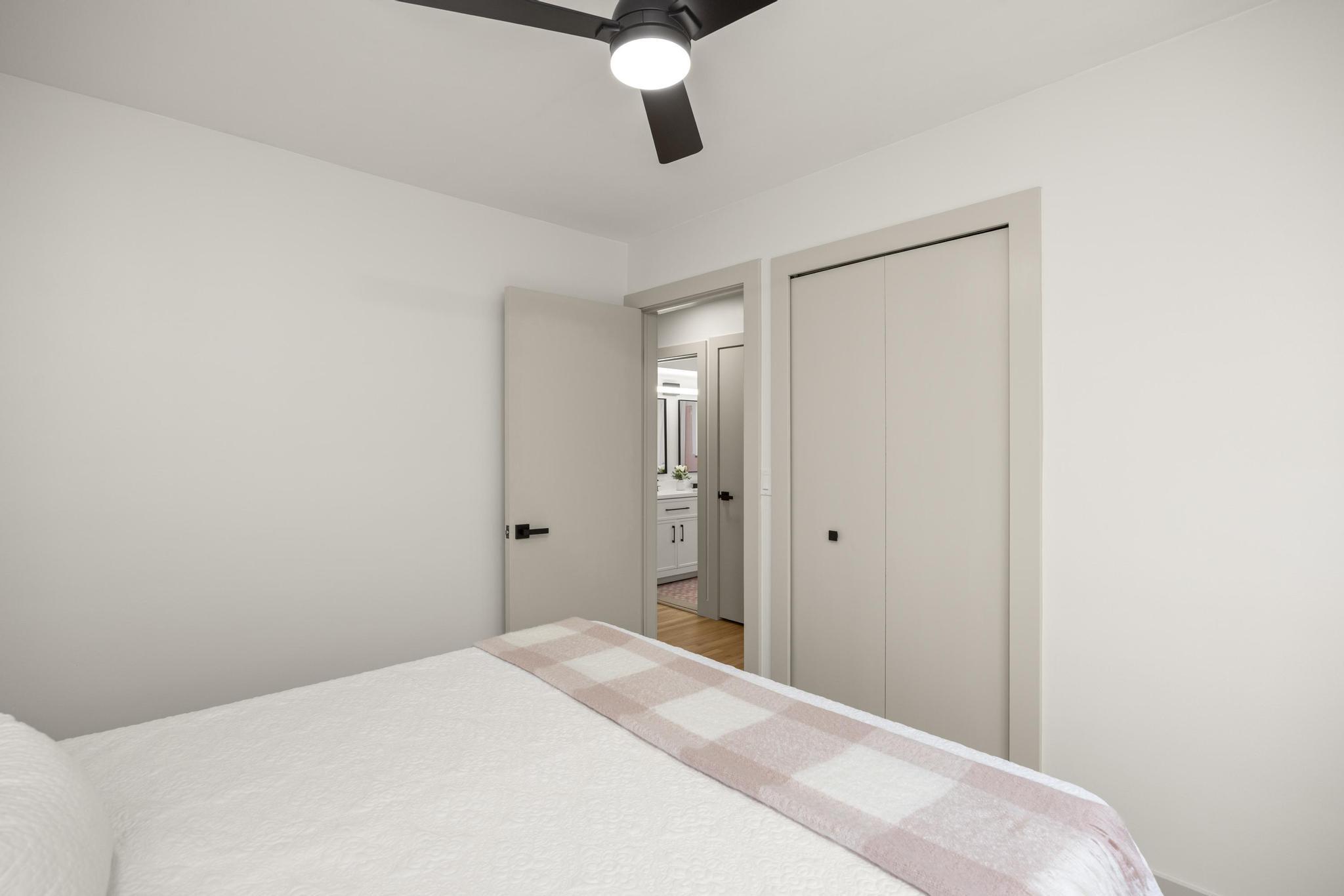 11095 Martin Road Warren, MI 48093 - Photo 20 of 30 Martin Rd 21