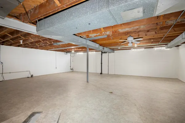 $285,000 | 11095 Martin Road, Warren, MI 48093