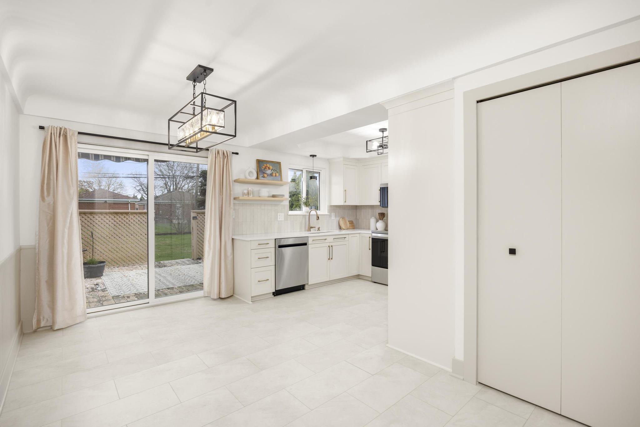 11095 Martin Road Warren, MI 48093 - Photo 8 of 30 Martin Rd 09