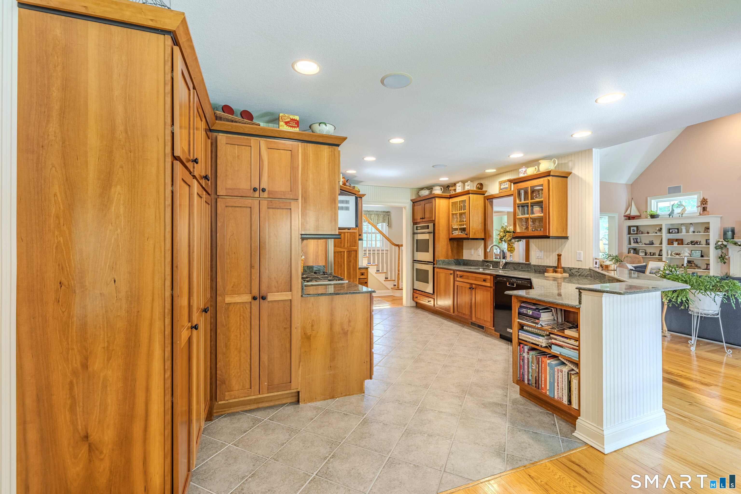 28 Hunters Run Mansfield, CT 06268 - Photo 10 of 40