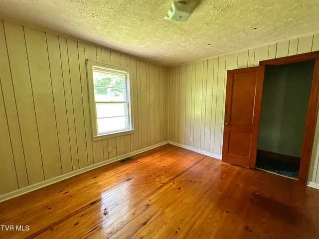 $114,750 | 140 Bradley Road, Johnson City, TN 37601