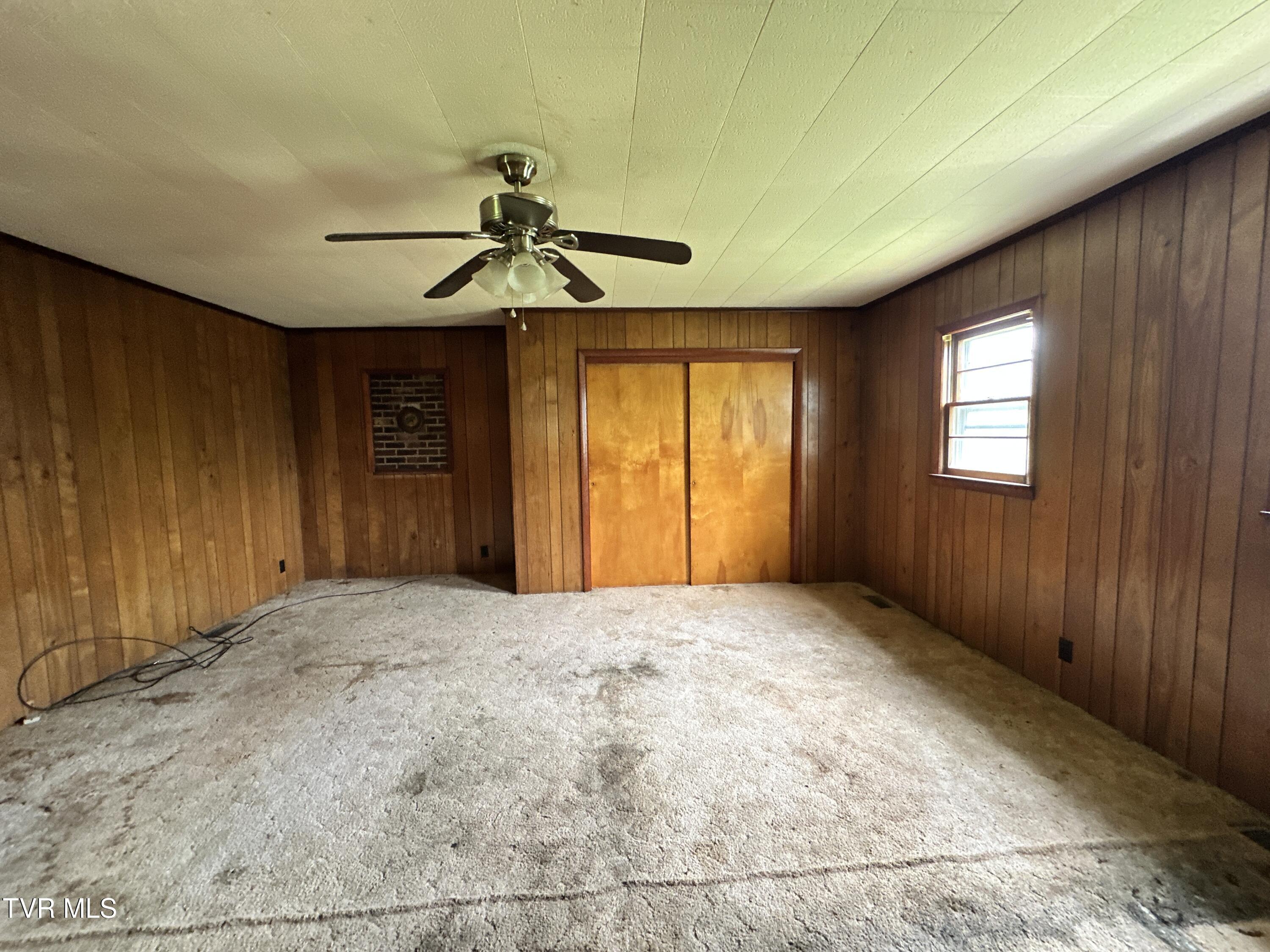 140 Bradley Road Johnson City, TN 37601 - Photo 25 of 28 IMG_0158