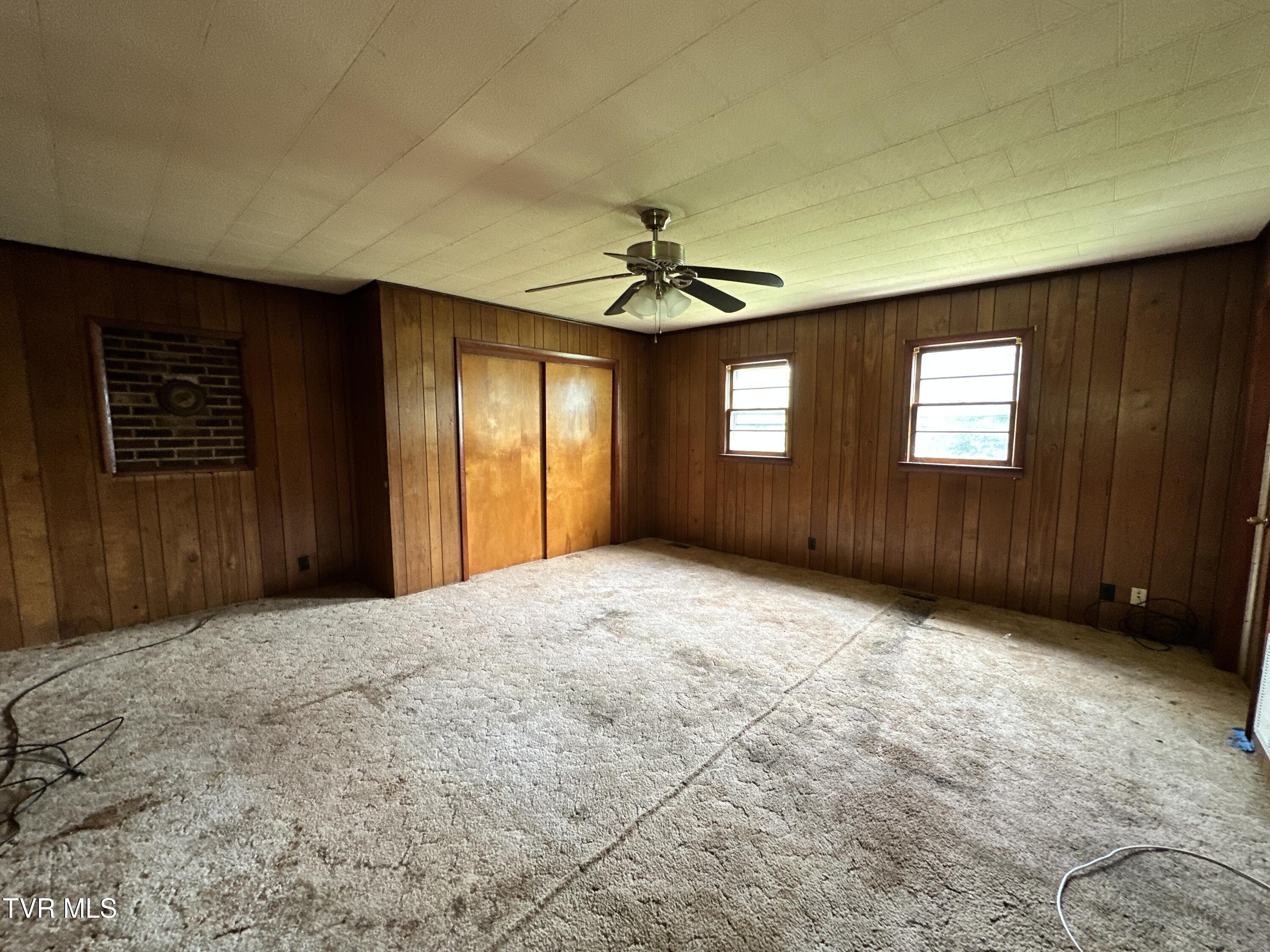 140 Bradley Road Johnson City, TN 37601 - Photo 26 of 28 IMG_0159