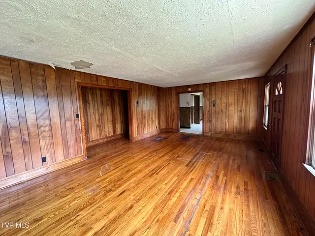 $114,750 | 140 Bradley Road, Johnson City, TN 37601