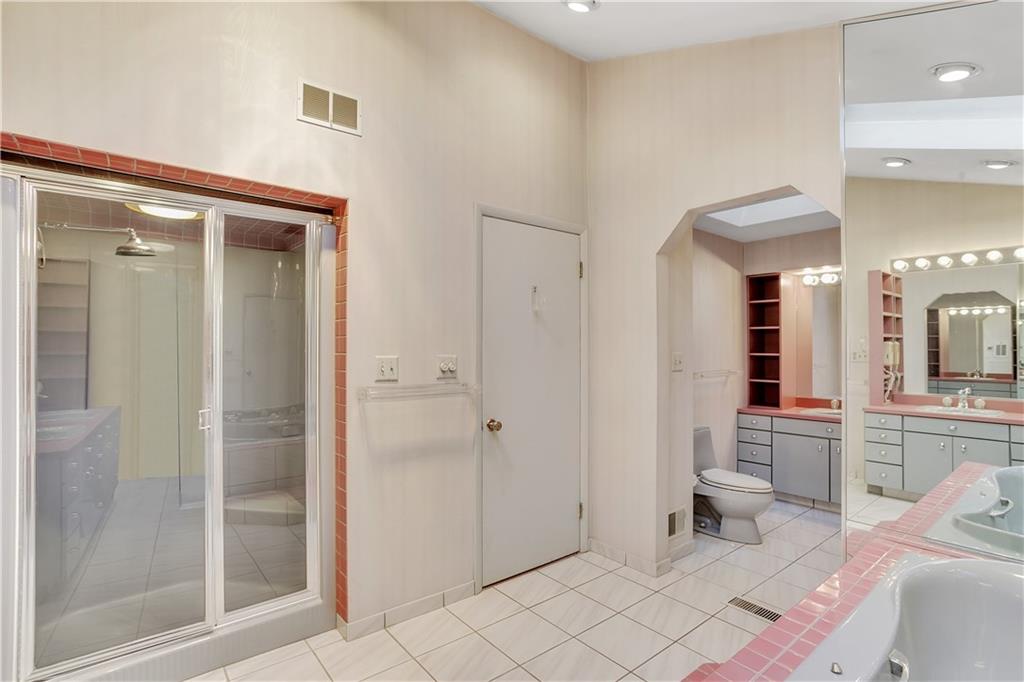 2182 Beulah Road Pittsburgh, PA 15235 - Photo 16 of 25 Gallery Image 16