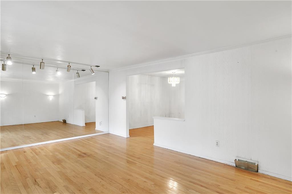 2182 Beulah Road Pittsburgh, PA 15235 - Photo 3 of 25 Gallery Image 3