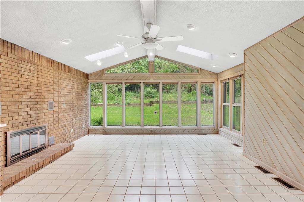 2182 Beulah Road Pittsburgh, PA 15235 - Photo 10 of 25 Gallery Image 10