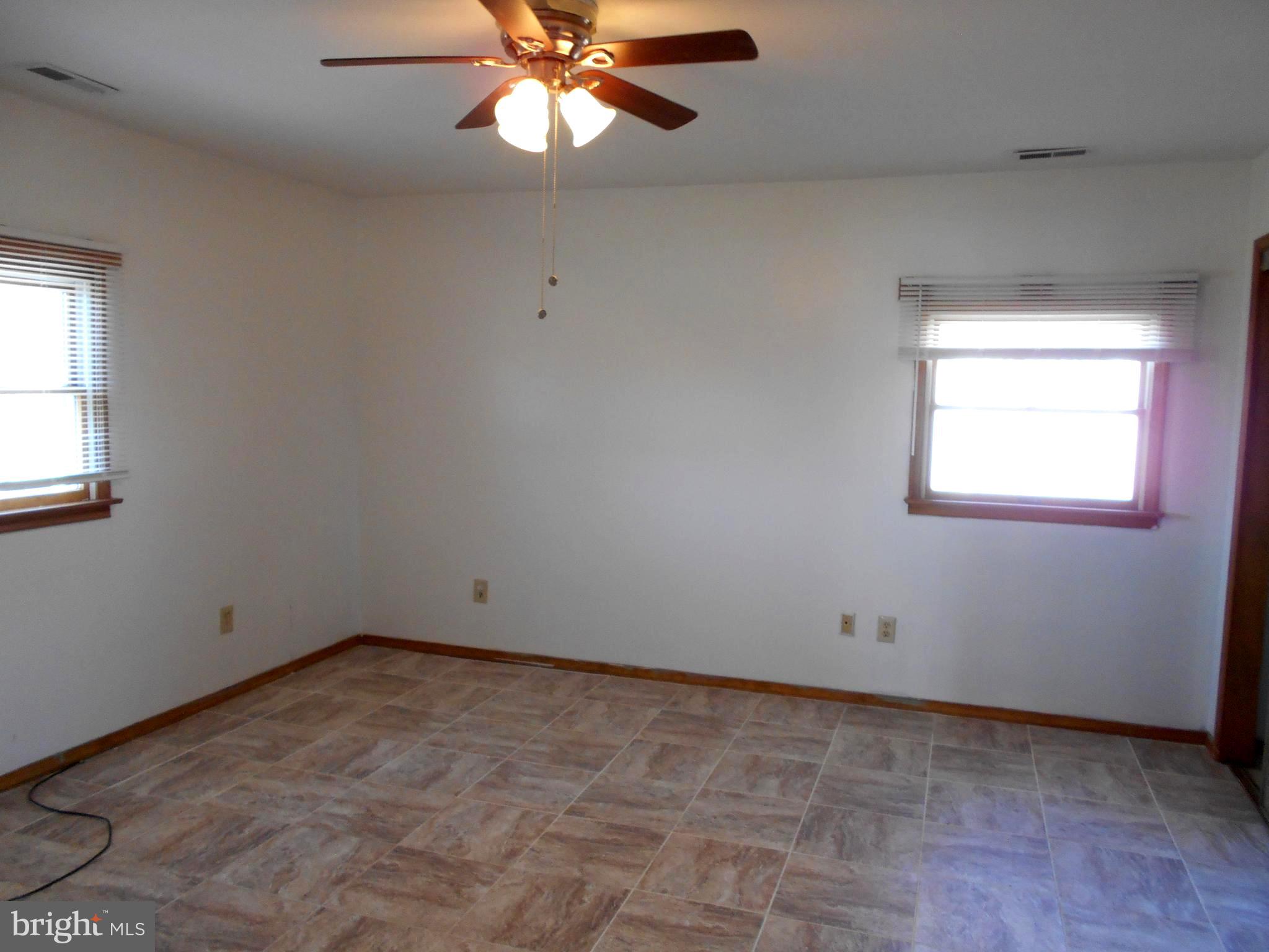 200 Cardiff Road Fairless Hills, PA 19030 - Photo 10 of 21 Main Bedroom