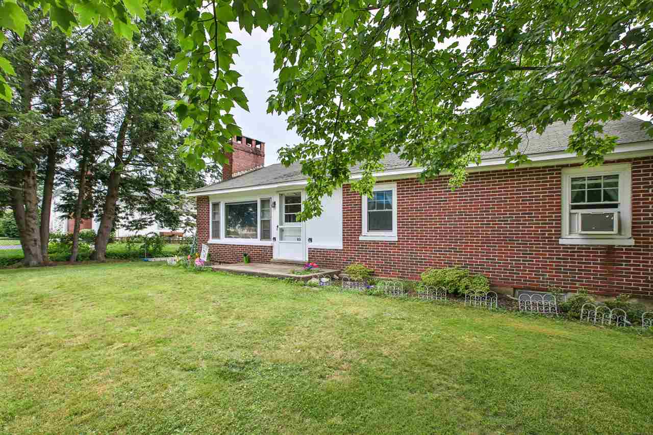 83 Post Road North Hampton, NH 03862 - Photo 2 of 27