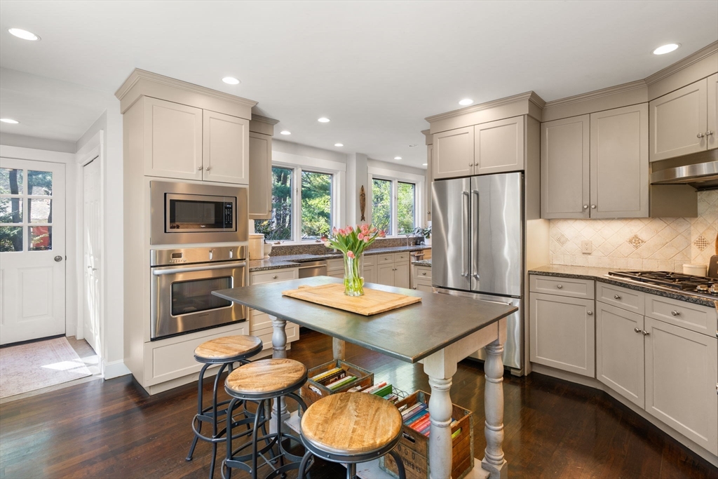 16 Denton Road Wellesley, MA 02482 - Photo 15 of 34