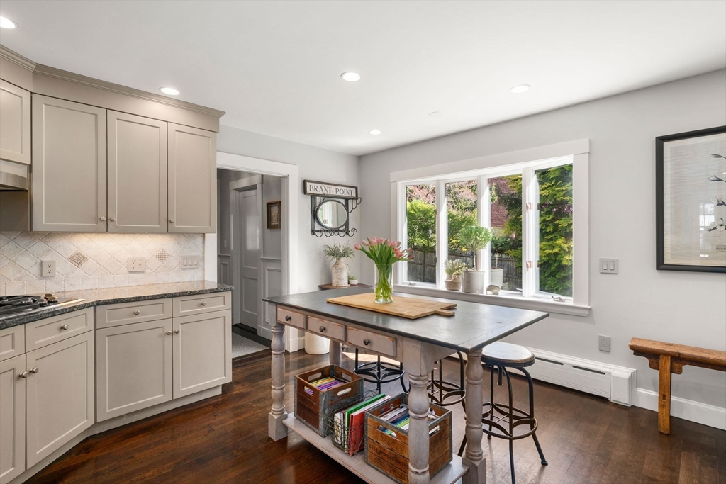 16 Denton Road Wellesley, MA 02482 - Photo 17 of 34