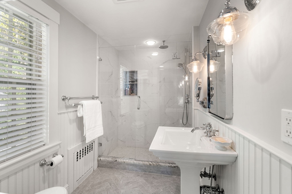 16 Denton Road Wellesley, MA 02482 - Photo 25 of 34