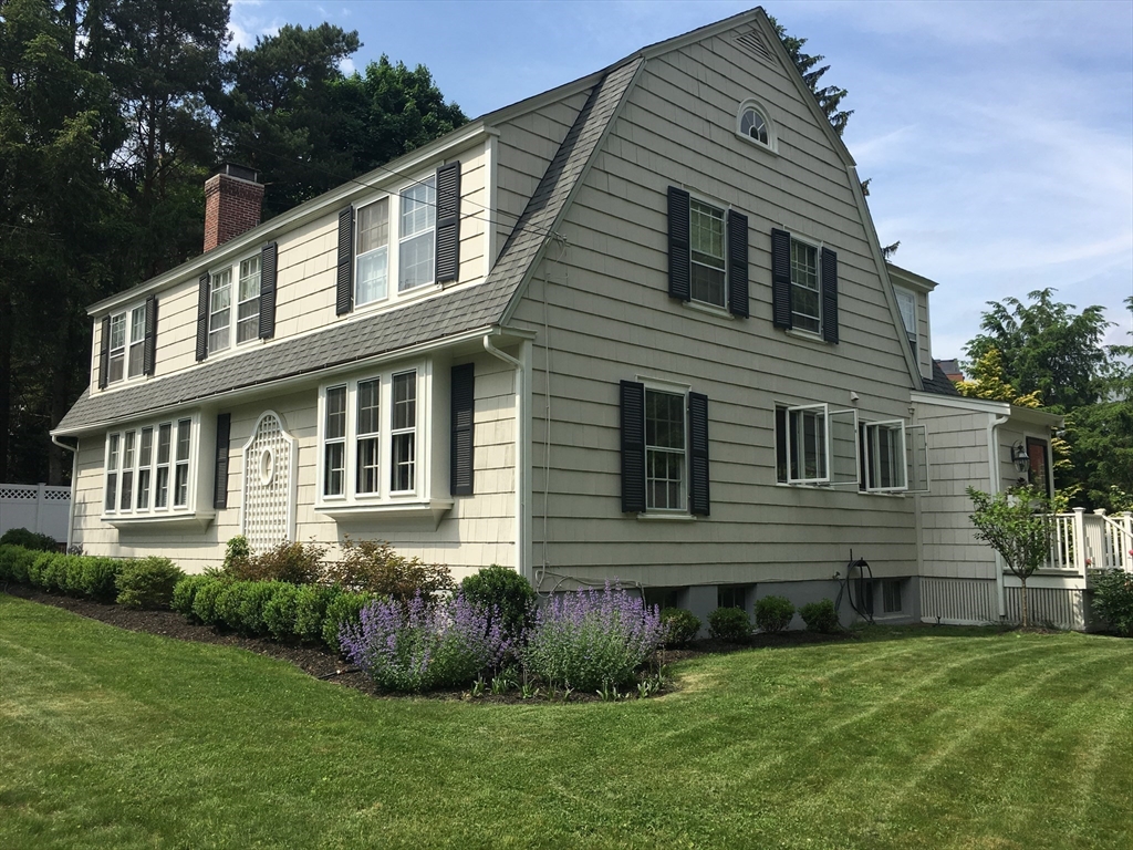 16 Denton Road Wellesley, MA 02482 - Photo 30 of 34