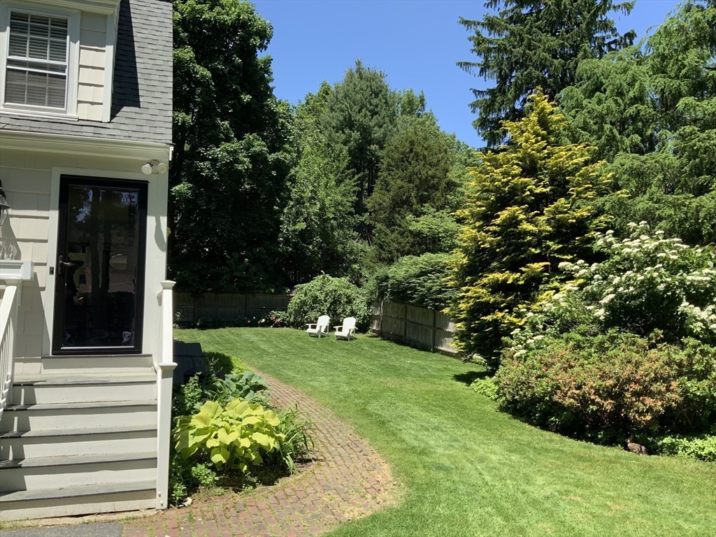 16 Denton Road Wellesley, MA 02482 - Photo 31 of 34