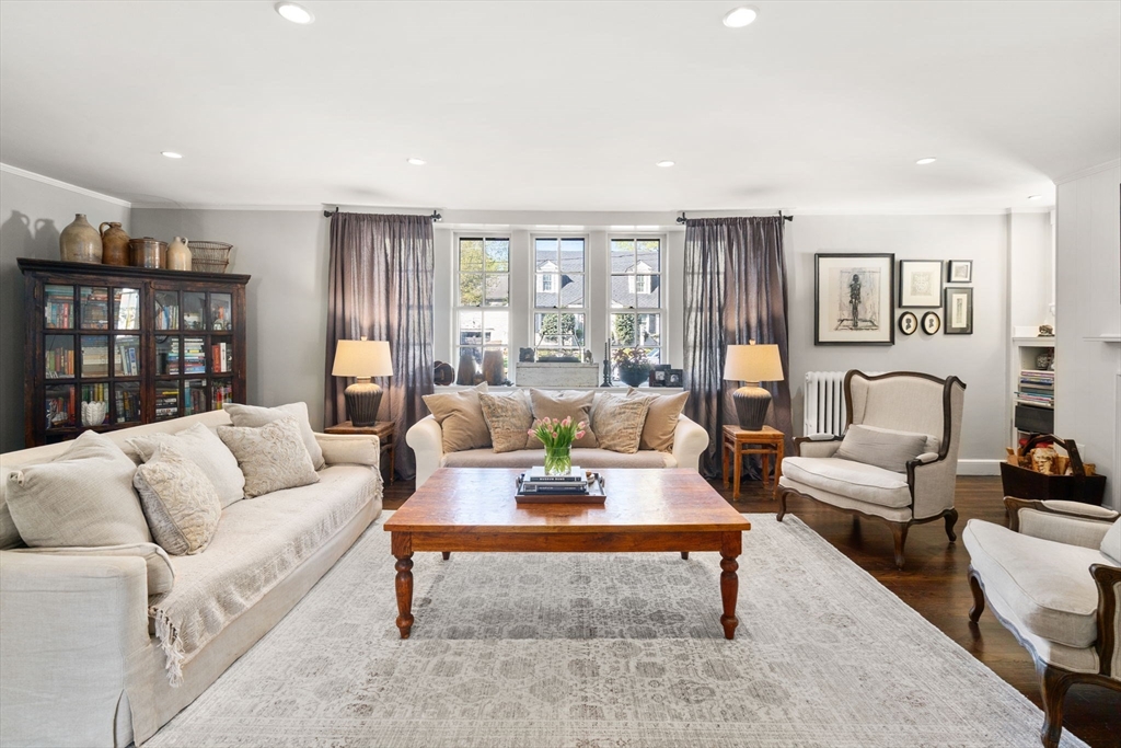 16 Denton Road Wellesley, MA 02482 - Photo 6 of 34