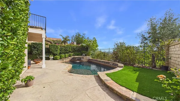 $949,999 | 27824 Pine Crest Place, Castaic, CA 91384