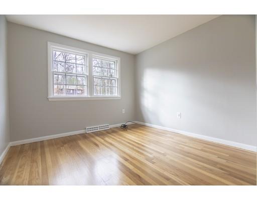 31 Stonehill Road Chelmsford, MA 01863 - Photo 9 of 15